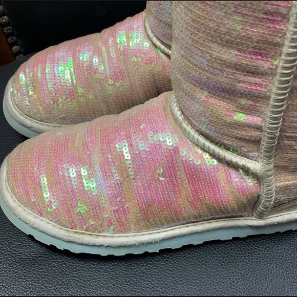 Limited Edition I Do Iridescent UGG Size 8 - Picture 6 of 14